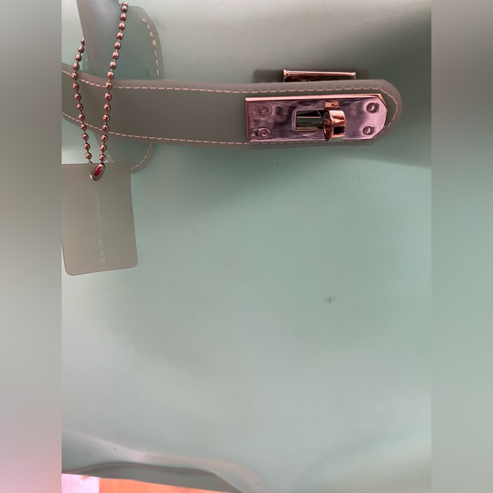 Silicone women’s pocketbook - Picture 4 of 4